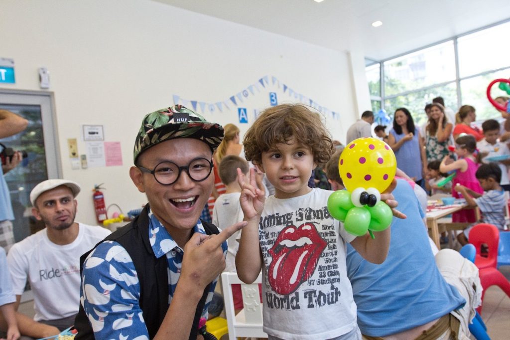 Balloon Sculpting 6