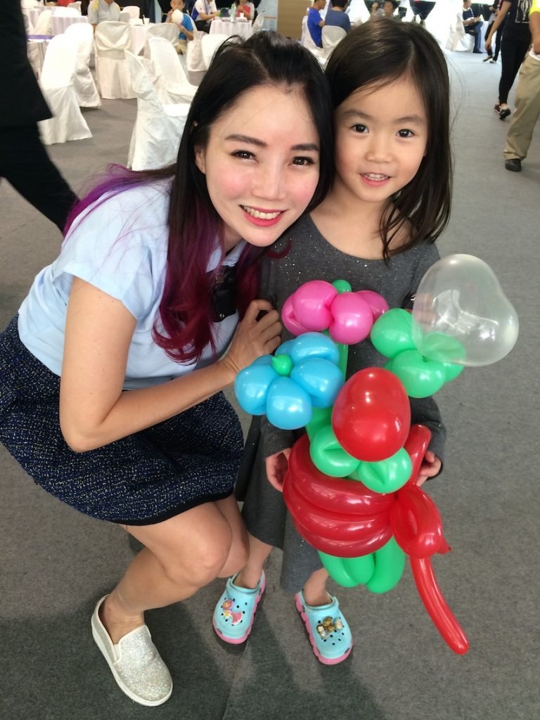 Balloon Sculpting 11