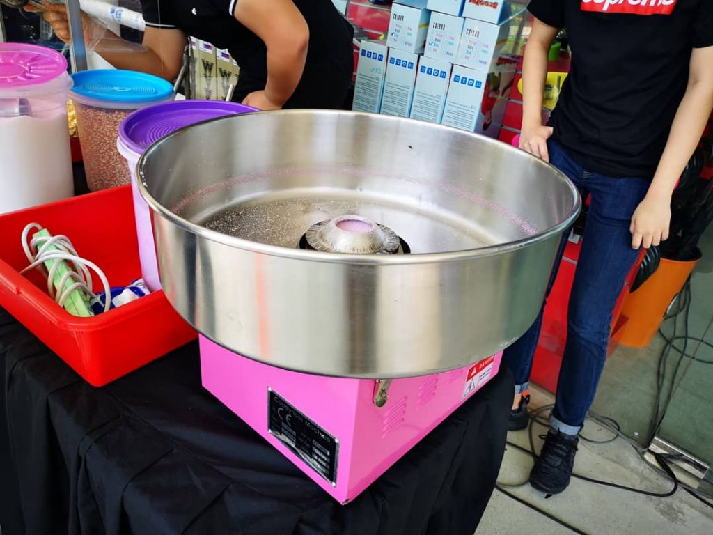 Popcorn and Candy Floss 54