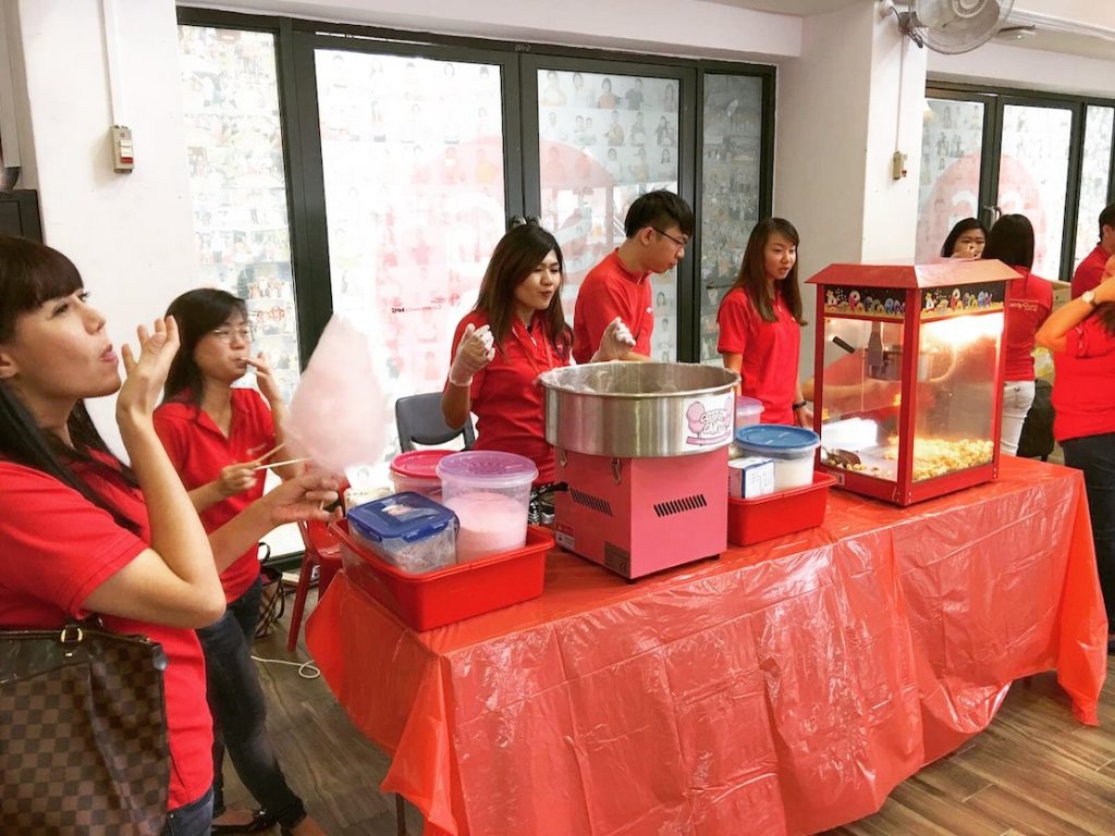 Popcorn and Candy Floss 51