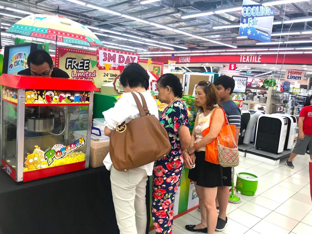 Popcorn and Candy Floss 18
