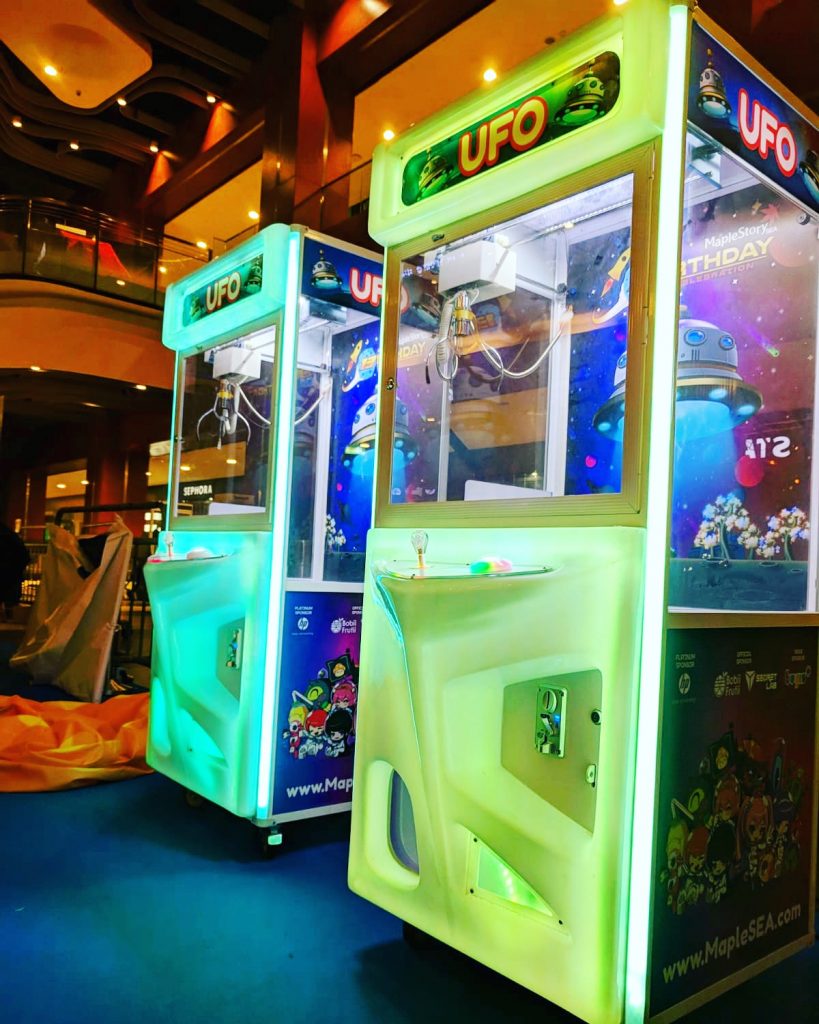 No.1 Claw Machine Rental in Singapore 8
