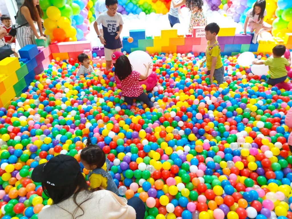 Mega Playground 25 Mega Playground 24