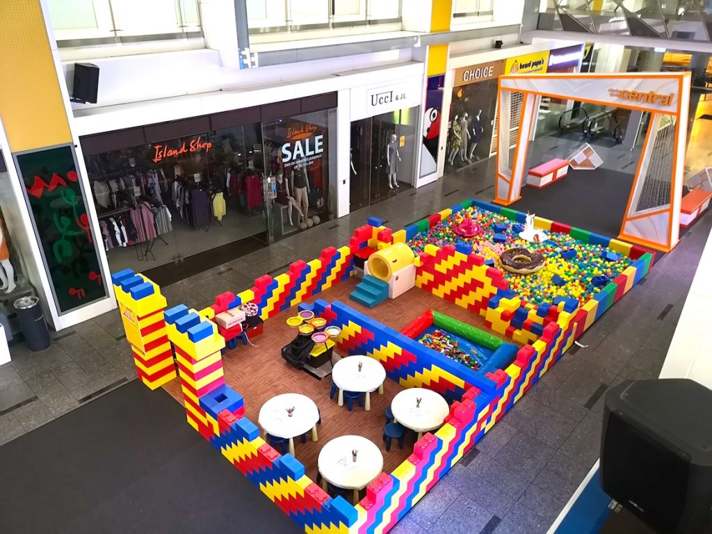 Mega Playground 11 Mega Playground 10