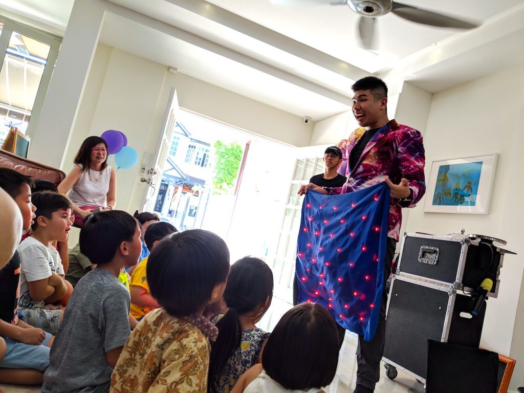 magic show for hire in singapore 10