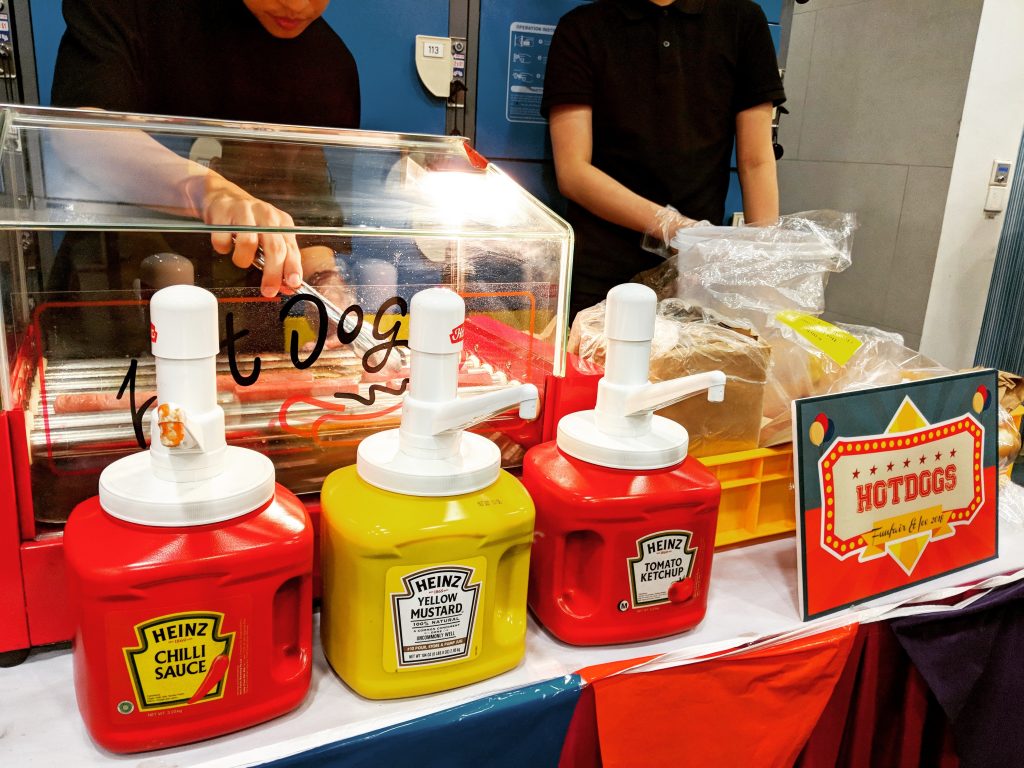 Hot Dog Bun Live Station 1