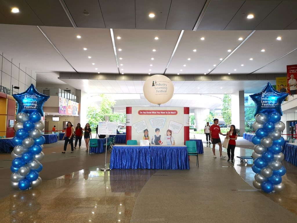 Lighted Tripod Balloon Stand singapore 27