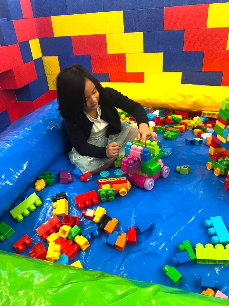 Mega Playground 13 Mega Playground 12