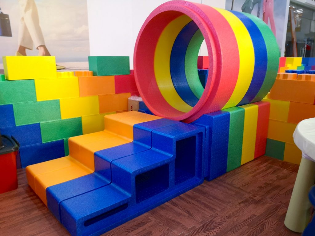 Mega Playground 20 Mega Playground 19