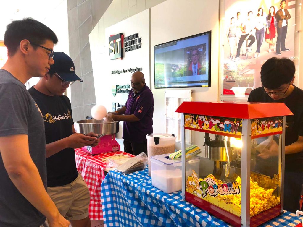 Popcorn and Candy Floss 33