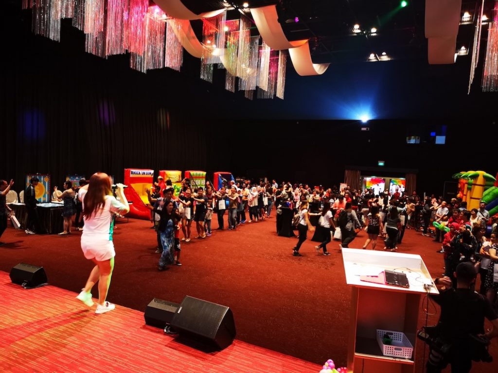 Entertainers 13