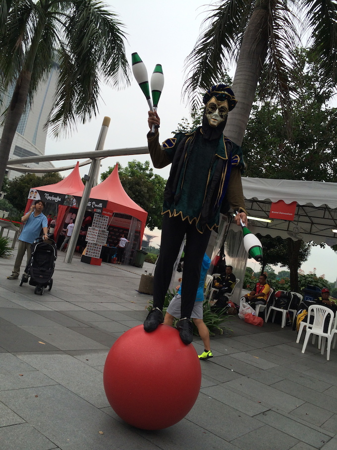 Juggling Show 10