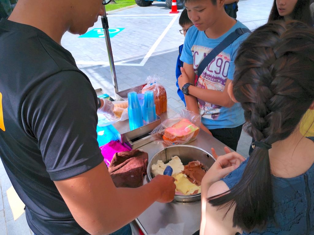 Traditional Ice Cream Cart Rental Singapore 25