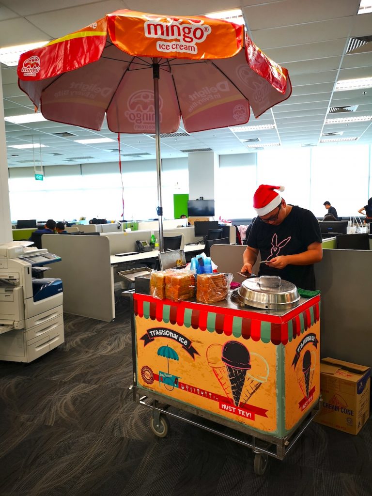 Traditional Ice Cream Cart Rental Singapore 28