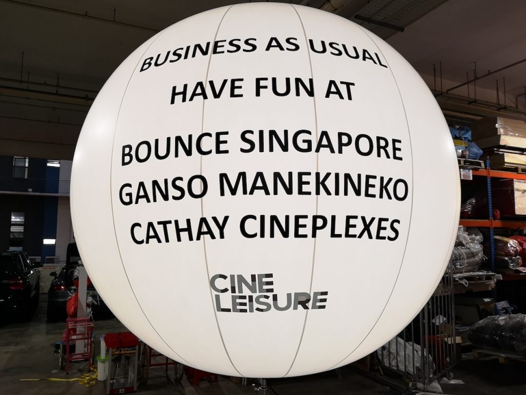 Lighted Tripod Balloon Stand singapore 13