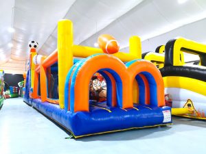 Sports Arena Inflatabe Obstacle Challenge 1