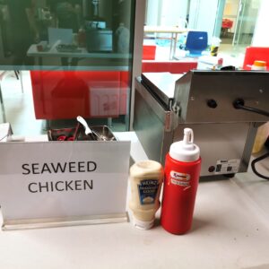 Seaweed Chicken Live Station
