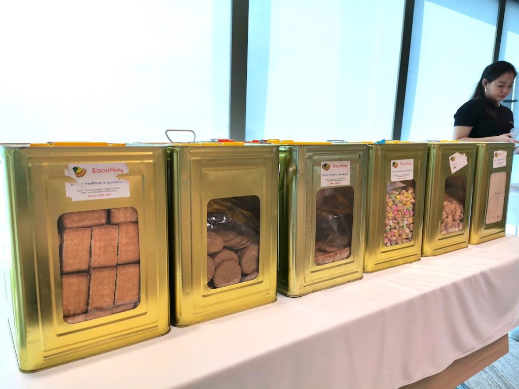 Traditional Live Food Stations in Singapore 5