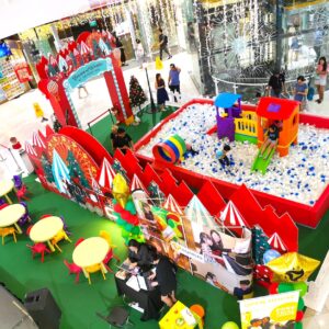 Giant Ball Pit