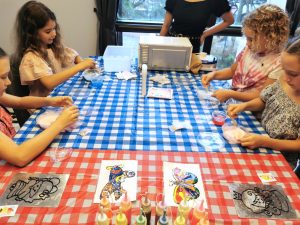 Window Art Station 1