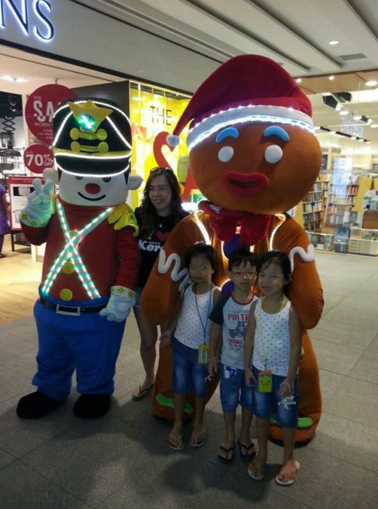 Roving Mascot in Singapore 5