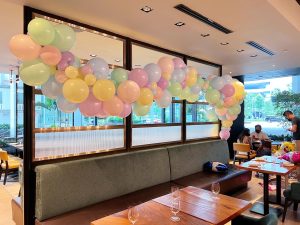 Organic Balloon Garland in Pastel Rainbow 1
