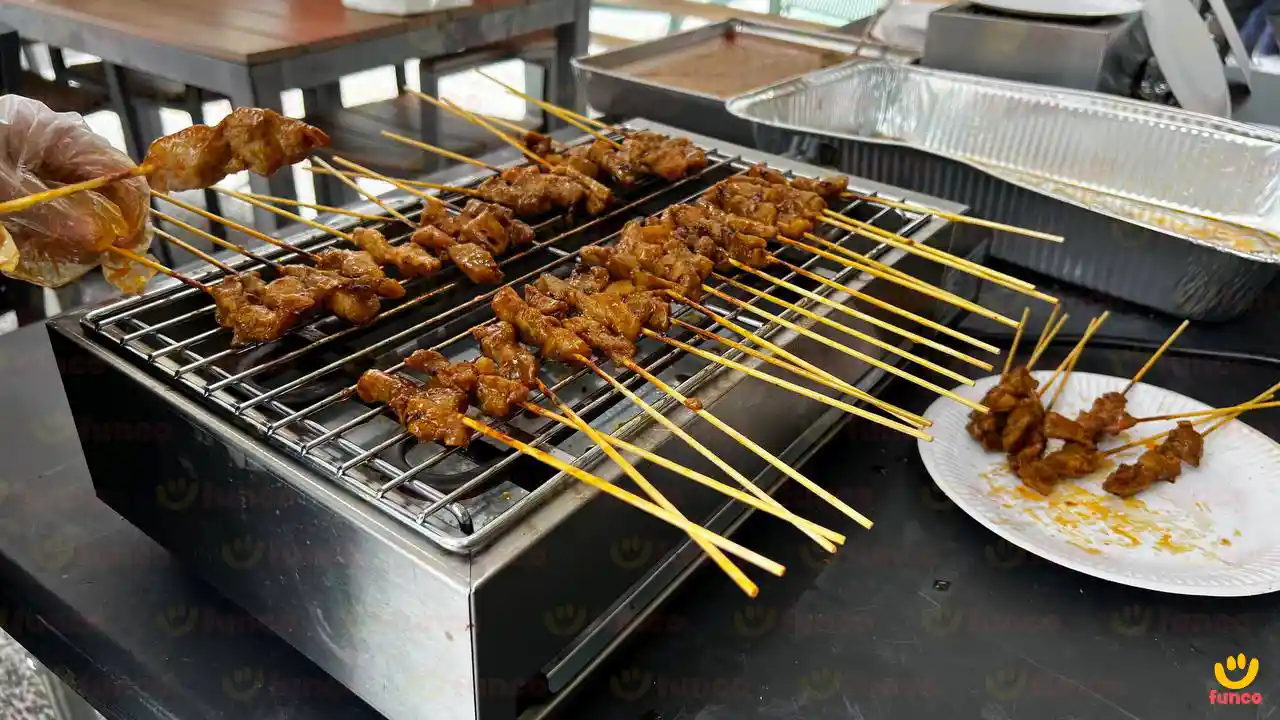 Satay Live Food Station 2