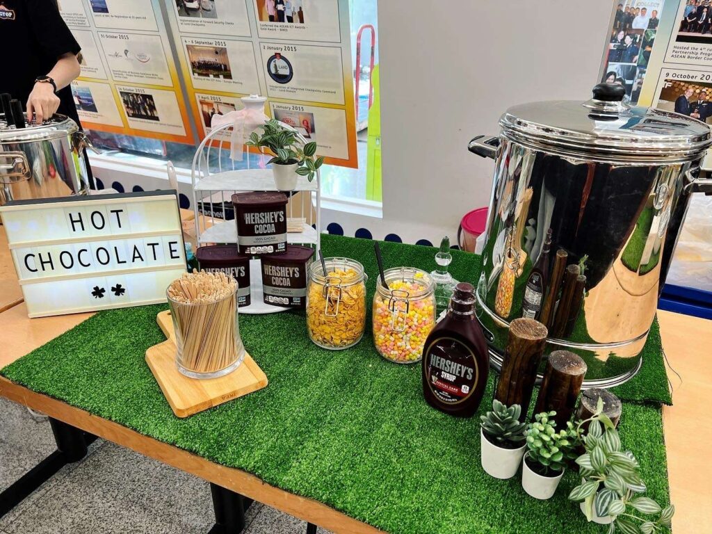 Hot Chocolate Bar 3
