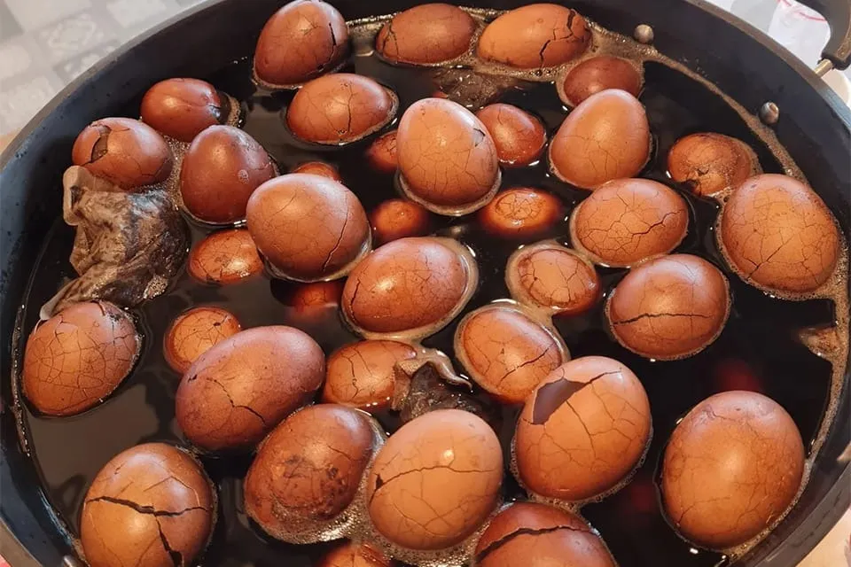 Tea Leaf Egg Live Food Station 1