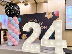 Gender reveal column with marquee lights 1
