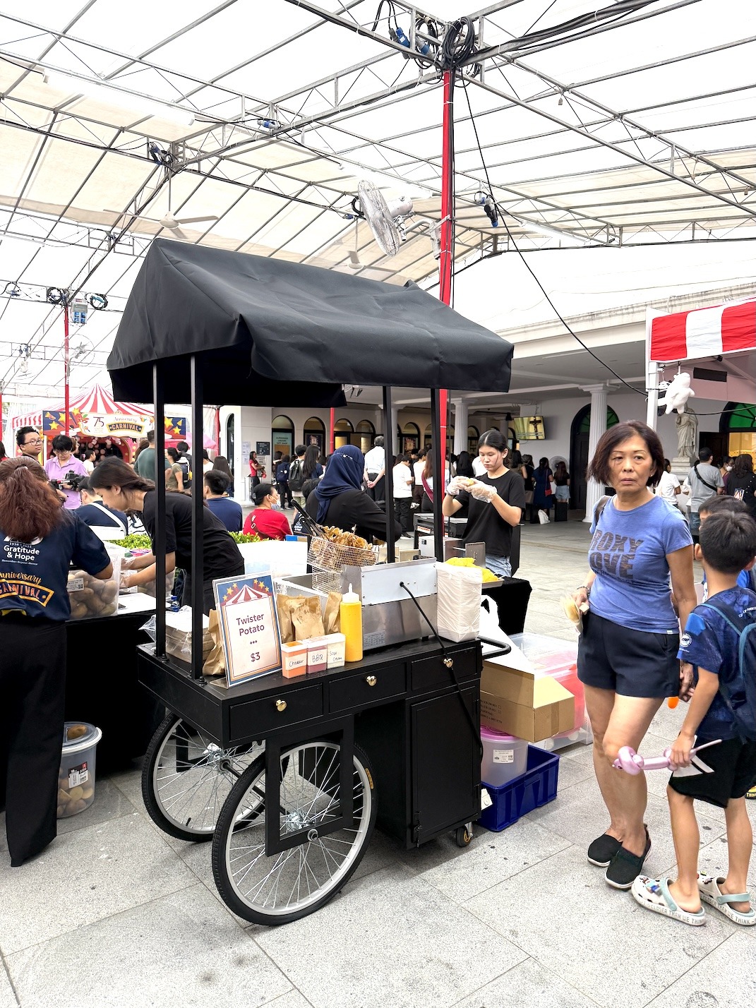 Live Food Stations In Singapore 48