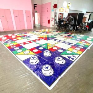 Giant Aeroplane Chess