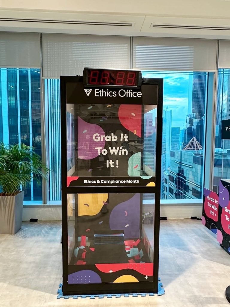 Lucky Draw Machine Rental Singapore 14