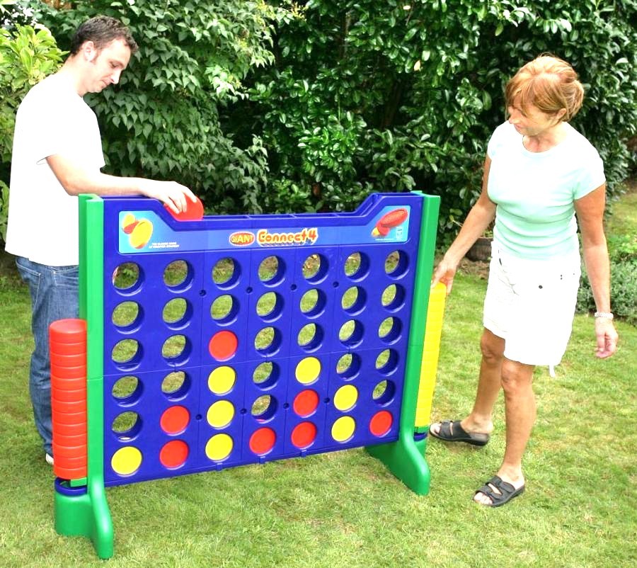 Giant Connect Four outdoor carnival game rental in Singapore