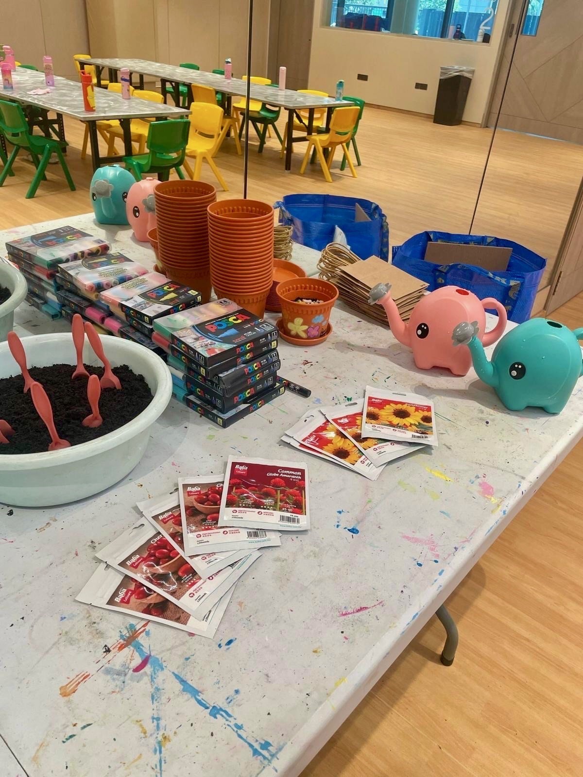 Kids plant potting fringe activity workshop in Singapore