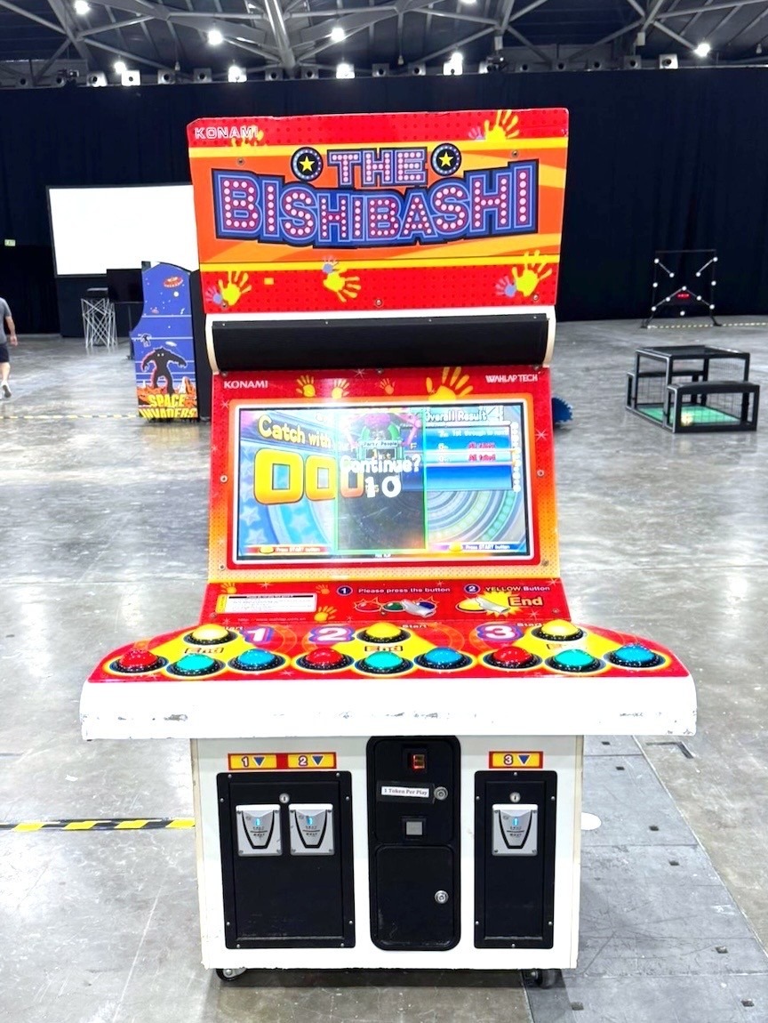 Arcade Game Machine Singapore: Corporate Event Player Flow Checklist 2026 10 Bishi Bashi arcade machine Singapore event rental for group play