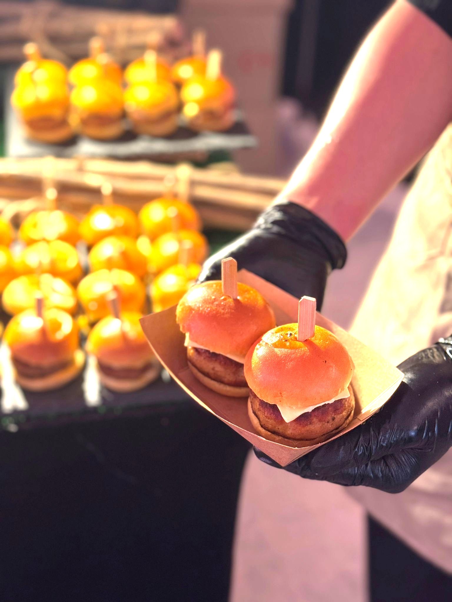 burger live food station — Burger Live Food Station